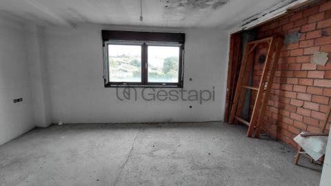 CHALET DE PIEDRA EN CONSTRUCCION ZONA CARABUXEIRA - SANXENXO