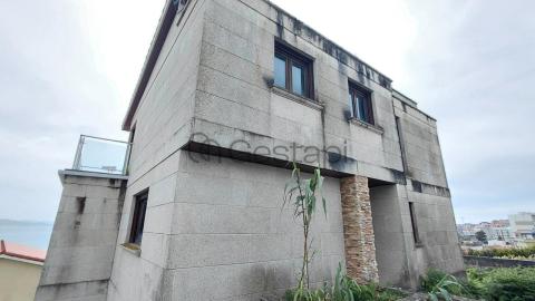 CHALET DE PIEDRA EN CONSTRUCCION ZONA CARABUXEIRA - SANXENXO