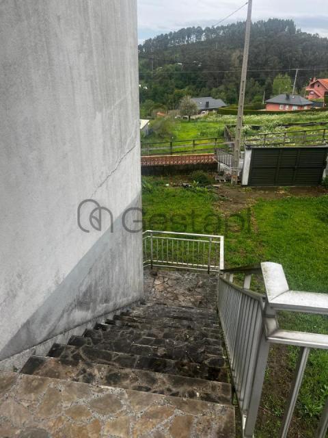 CASA UNIFAMILIAR EN BEMBRIVE VIGO