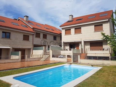 CHALET ADOSADO LGAR VINQUIÑO SANXENXO