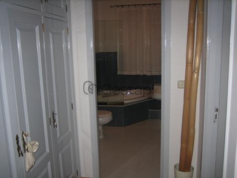CASA - CHALET UNIFAMILIAR EN PONTECESURES