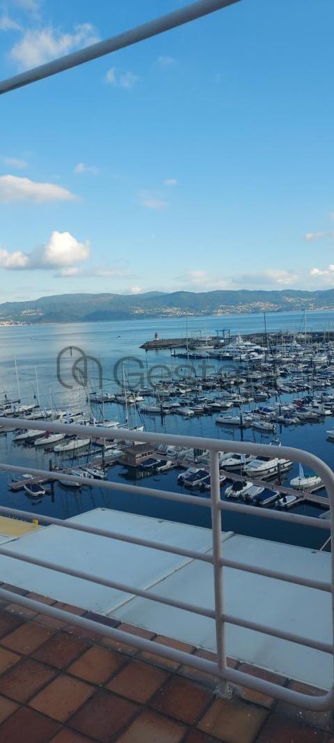 ATICO CON PISCINA EN SANXENXO